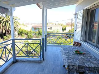 Holiday House with sea view in Skala Polichnitos - Skála - 9