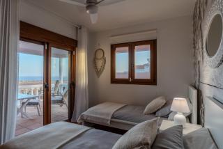Villa Oceana - Cliffside Retreat - Costa de Antigua - 3