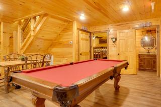 12 Mi to GSMNP Cabin with Game Room in Sevierville - Sevierville - 1