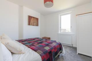Spacious 3 bed flat- Free parking Edinburgh & Fife - 2