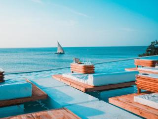 Le Saint Tropez - Kidoti - 0