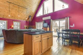 Snowmobiling On-Site Secluded Vermont Getaway - East Charleston - 3