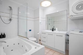 Absolute Beachfront Apartment 9T - Lennox Head - 3