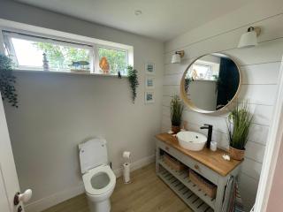 Ocean Breeze - Cork - 3