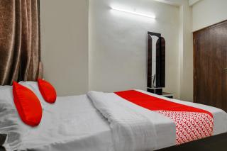 Hotel O Nitya - Indore - 1