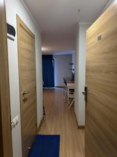 Orbi Deluxe Apartment - Bakoerjani - 2