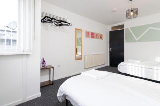 3BR, Leamington Spa, Central, Driveway, WiFi - 5