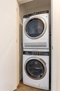 2Br+Gym for VIP Corporate & Students Downtown MTL - 1