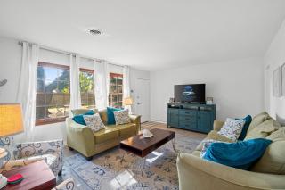 Little Beach House, Single Family Home, Sleeps 8, Free Activities Included! - Fort Walton Beach - 8