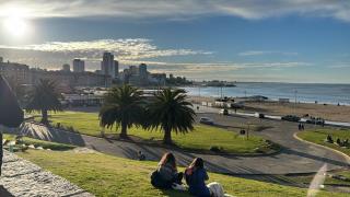 Depto 4 PAX, a un paso de la playa, en la mejor zona de Mar del Plata - Mar del Plata - 1