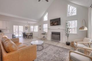 Woodland Retreat - Modern Comfort Near Nashville - Kingston Springs - 2