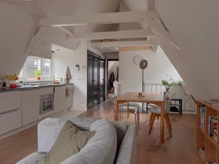 New V Luxury Apartment - 6