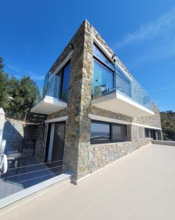 La Mer Villa - Entire Cottage - Plomarion - 8
