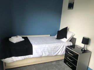 Bassett Home - Single Room And Free Parking - Southampton - 0