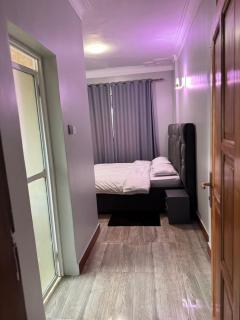 THe PENTHOUSE Z - Kitende - 2