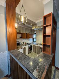 Futuristic Condo - Bwebajja - 6