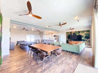 Sojourn The Lighthouse Beach Front Resort Villa - 7