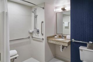 Fairfield Inn & Suites by Marriott Albany Airport - 8
