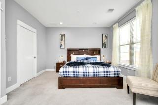 Rammies Exquisite 3Bedroom Town House - Houston - 9