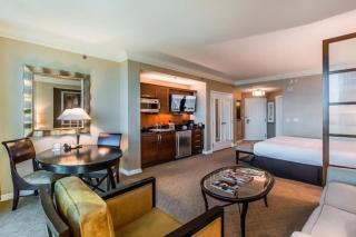 Stunning MGM Studio Strip View 26611 - 3