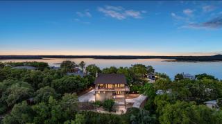 Canyon Lakehouse Panoramic Lake Views with Firepit! - Canyon Lake - 0
