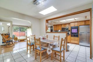 Patio and Yard Family-Friendly Home in Hayward! - Hayward - 9
