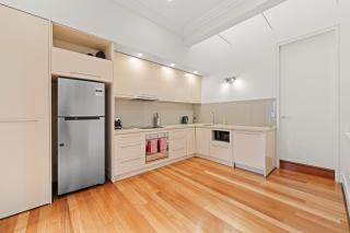 Stylish 3BR House with parking & ICC&Darling Harbour-8 mins walk - Sydney - 6