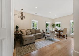Beautifully Restored Home Right in Downtown - Saratoga Springs - 3