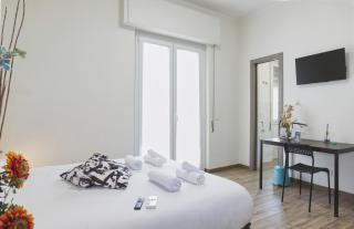 INTERO APPARTAMENTO NEL CUORE DI ROMA // METRO A~B~C - 1