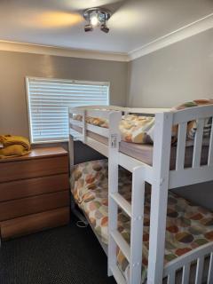 Charming 2-Bed Chalet - Selsey - 2