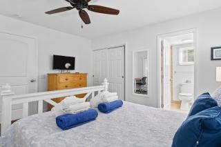 4th Row Beach House - Private Pool & Screened Porch - 10 Oyster Catcher Rd - Hilton Head Island - 3