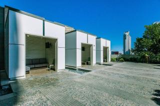 High Floor Mountain Views Studio BALCONY ACCESS 2409 - 1