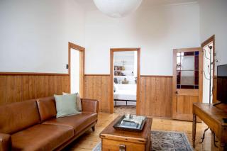 Kent House - Wendouree - 6