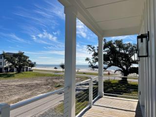 Brand New Beach Retreat - Gulfport - 7