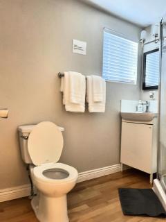 King and Queen rooms -J&J Chilliwack - Chilliwack - 2