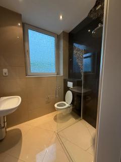 Monteurswohnung bei Köln,Düsseldorf WLAN, Parkplatz, Küche - Leverkusen - 5