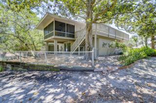 Classic 2nd Row Beach Home - Pet Friendly - 2 Brown Pelican Rd - Hilton Head Island - 7