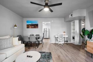 Elegant 2B1B Escape in Old Town - Scottsdale - 4