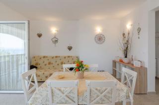 Apartments by the sea Prizba, Korcula - 23708 - 2