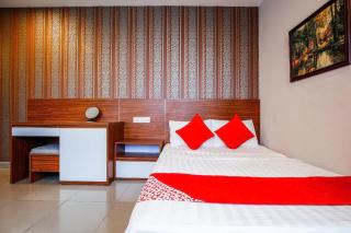 BLUE LUXURY Hotel - 9