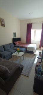 Furnished daily studio basis - 4