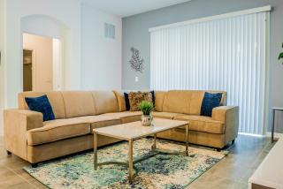 Brand New 2bd 2 bth condo 300 - 6