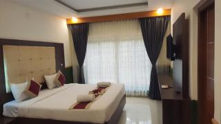 Hotel Cherry Blossom - Ooty - 6