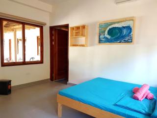 Lokal Home Hostel - San Juan - 3
