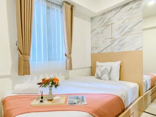 Comfort 2BR Apartment at Meikarta Cikarang By Travelio - 5