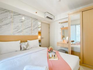 Comfort 2BR Apartment at Meikarta Cikarang By Travelio - 9
