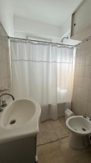 Depto Sarmiento a pasos de Güemes y bares, zona Aldrey - Mar del Plata - 3