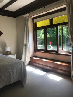 Luxury 4 bedroom Bungalow - 4