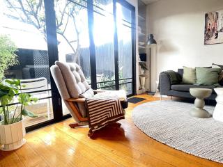 TWO FIVE ZERO RICHMOND four bedroom cityviews lockup garage - Melbourne - 9