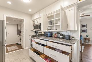 Tulsa Expo Firepit Midtown House - 7